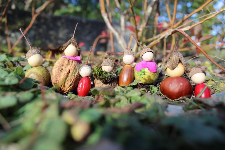 Adventswichtel aus Naturmaterialien